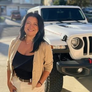 Meet your Posher, Tania